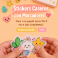 Stickers policiers faits maison sur un cahier personnalisé avec des marqueurs colorés.