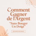 Femme profitant des revenus passifs sur son canapé.
