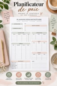 Femme utilisant un cahier de finances pour gérer son budget personnel.